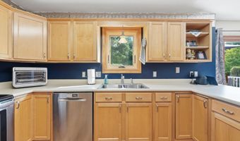 108 Gates Cv, Auburn, IN 46706