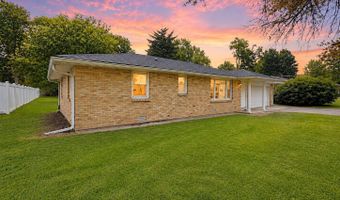 8 S Scatterfield Rd, Anderson, IN 46012