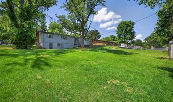 234 St Marys Dr, Ballwin, MO 63021