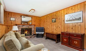 13 Elmar Dr, Danbury, CT 06811