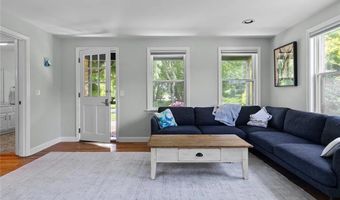 30 Battery Ln, Jamestown, RI 02835