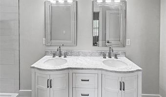 56 GOOD St, Bay St. Louis, MS 39520