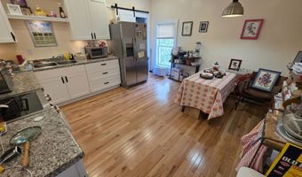 47 Granite St, Barre, VT 05641