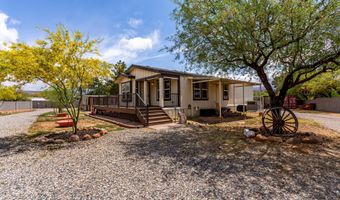 34443 S Golden Ln, Black Canyon City, AZ 85324