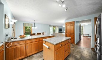 205 IRONWOOD Cir, Aurora, OH 44202