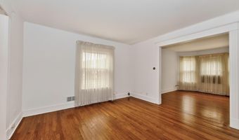 386 Division St, Amsterdam, NY 12010