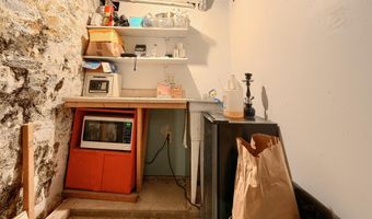 1121 W 36TH St W, Baltimore, MD 21211