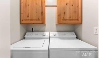 5231 W Morris Hill Rd, Boise, ID 83706