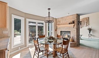 2351 Mallard Rd, Akron, OH 44319
