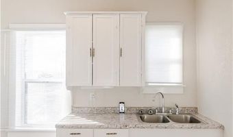 1520 S 7th St, Atchison, KS 66002