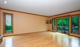 25047 W Palmer Ct, Antioch, IL 60002