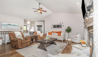 9995 Cedar View Ln, Aurora, IN 47001
