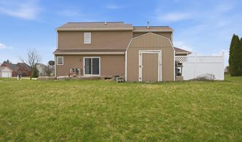 302 Willard Dr, Auburn, IN 46706