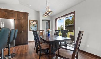 4410 W CAPITOL Dr, Appleton, WI 54913