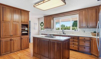 83 Magnolia St, Casper, WY 82604
