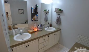 145 Abigail Trl 18, Ararat, NC 27007