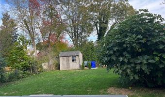 65 Burton St 3, Bristol, RI 02809