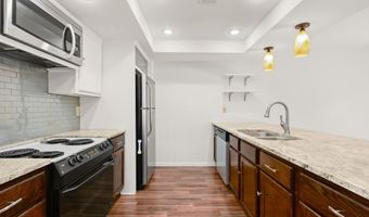 5645 Riverstone Dr, Baton Rouge, LA 70820