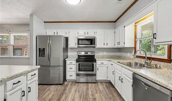 5214 Creekwood Dr, Archdale, NC 27263