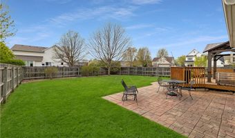 2022 NW 158th St, Clive, IA 50325