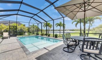 7420 PARADISO Dr, Apollo Beach, FL 33572