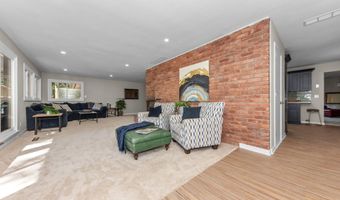 3446 Charing Cross Rd, Ann Arbor, MI 48108