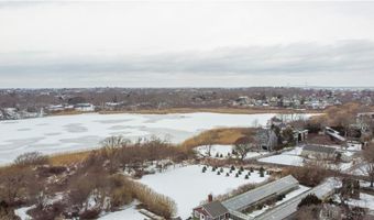 167 Coggeshall Ave A, Newport, RI 02840