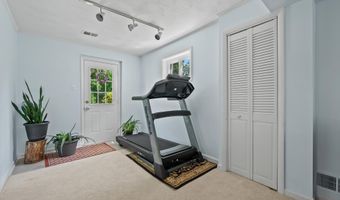 13409 CRISPIN Way, Rockville, MD 20853