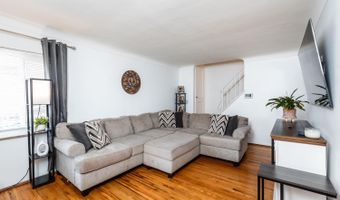 1062 Covedale Ave, Cincinnati, OH 45238