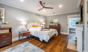 3729 Broadview Dr, Cincinnati, OH 45208
