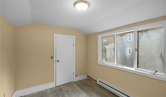 51 Knotty Oak Shr, Coventry, RI 02816
