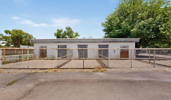 655 Country Ln, Bosque Farms, NM 87068