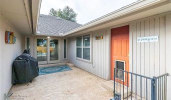 2810 Woodlake Dr, Abilene, TX 79606