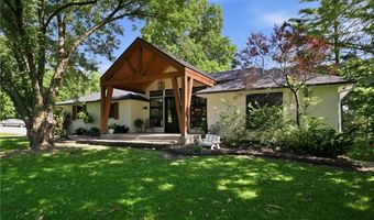 13901 Leavenworth Rd, Basehor, KS 66007
