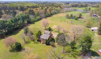 2072 Walnut St, Albertville, AL 35950