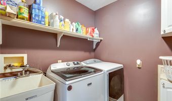 3381 Alexander Rd, Atwater, OH 44201