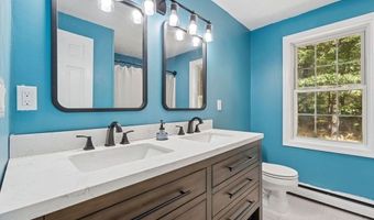 16 Captain Danforth Ln, Amherst, NH 03031