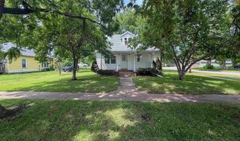 1121 3rd Ave E, Albia, IA 52531