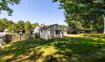 76 Country Ln, Bristol, CT 06010