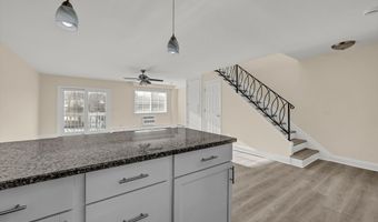 113 Park Ave 18, Danbury, CT 06810