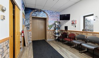 2 Bangor St, Augusta, ME 04330