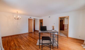 309 W Christopher Dr, Clovis, NM 88101