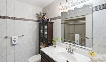 1432 Mizzen Ave, Beachwood, NJ 08722