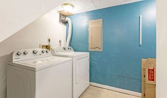181 Market St, Aurora, IN 47001