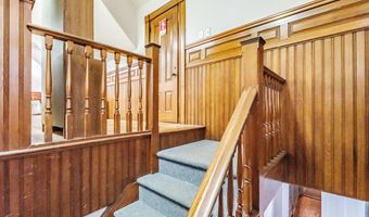 146 State St, Augusta, ME 04330