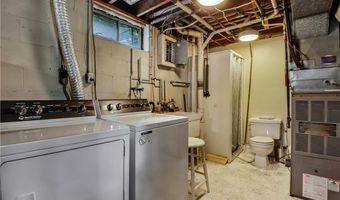 1103 Mulberry Dr, Altoona, WI 54720