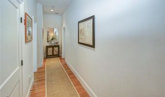 32 Carey Street St, Newport, RI 02840