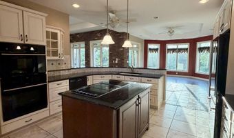 2702 Country Oaks Dr, Atlantic, IA 50022
