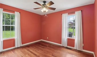 151 South St, Southport, IN 46227