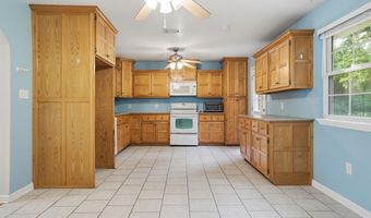 867 Washington St, Bay St. Louis, MS 39520